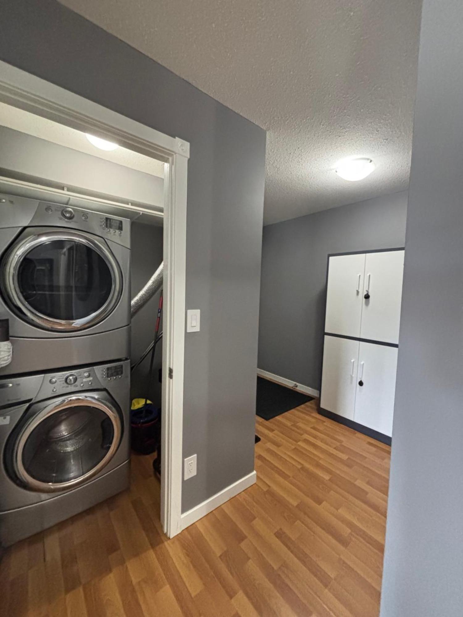 Top Floor Riverfront Condo With Stellar Sunsets! Fort Mcmurray Exterior foto